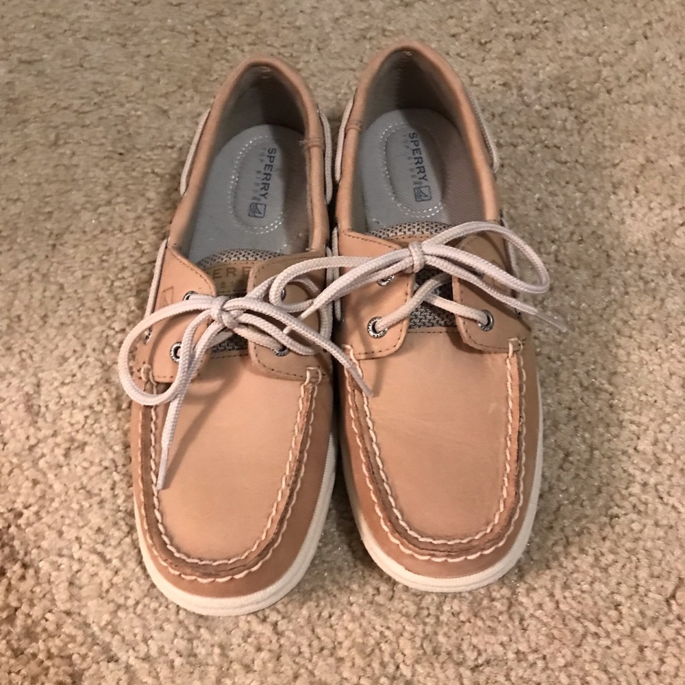 Women’s sperry topsider size 6.5! Never worn!